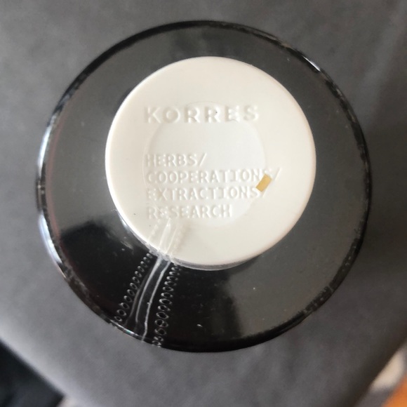 2 Korres Shower Gels - Picture 5 of 5